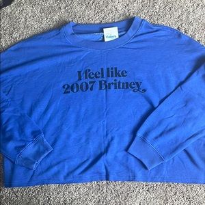 Cropped oversized crew neck